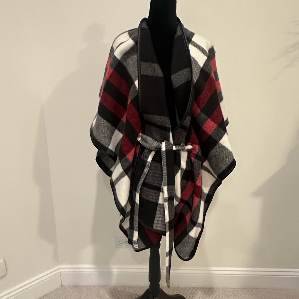 Chic Plaid Cape with Belt